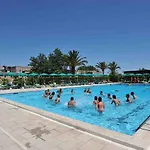 La Brunese Aldeamento Turístico 3*