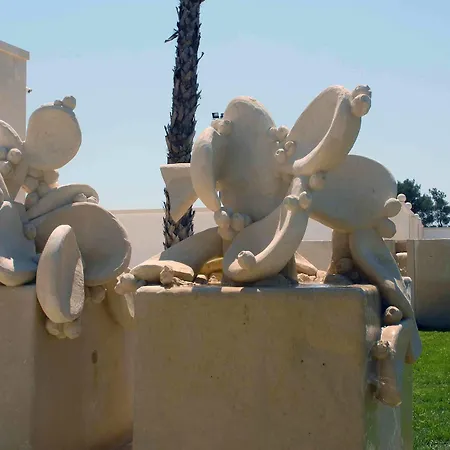 Aldeamento Turístico La Brunese