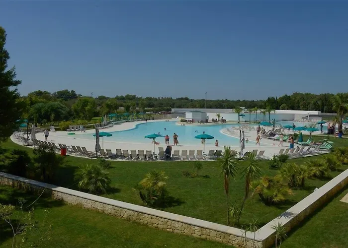 La Brunese Holiday park 3*